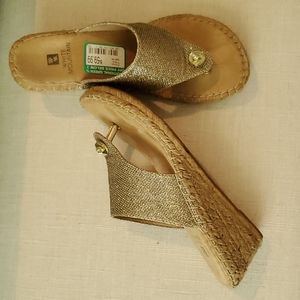 White Mountain Wedge Sandals